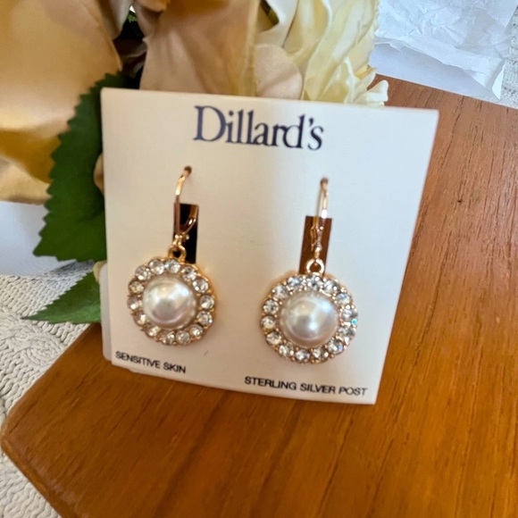 NWT Dillard’s Fashion Earrings, Pierced, Sterling Silver Posts - Picture 1 of 7